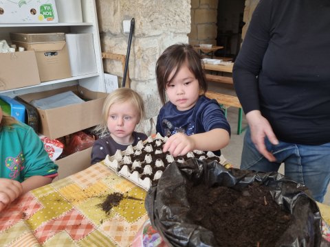 Projektový den - Ekocentrum Brniště, Jak skřítci sázeli semínko 15.3.2022