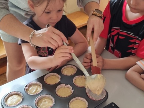 Pečeme pro maminky k svátku 11.05.2023