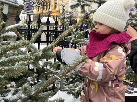 Zdobení vánočního stromku na náměstí T.G.M 01.12.2023