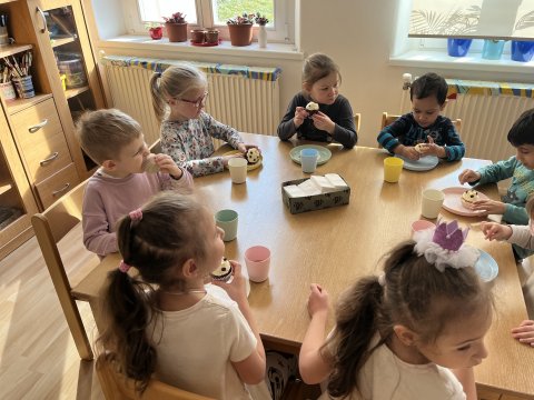 Slavíme narozeniny 12.03.2025