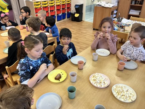 Slavíme narozeniny 24.11.2025