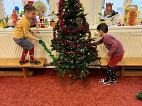 Vánoční zdobení 02.12.2025